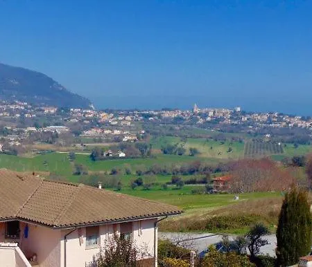 S199 - Sirolo, Trilocale Con Giardino E Vista Panoramica Casa Petromilli
